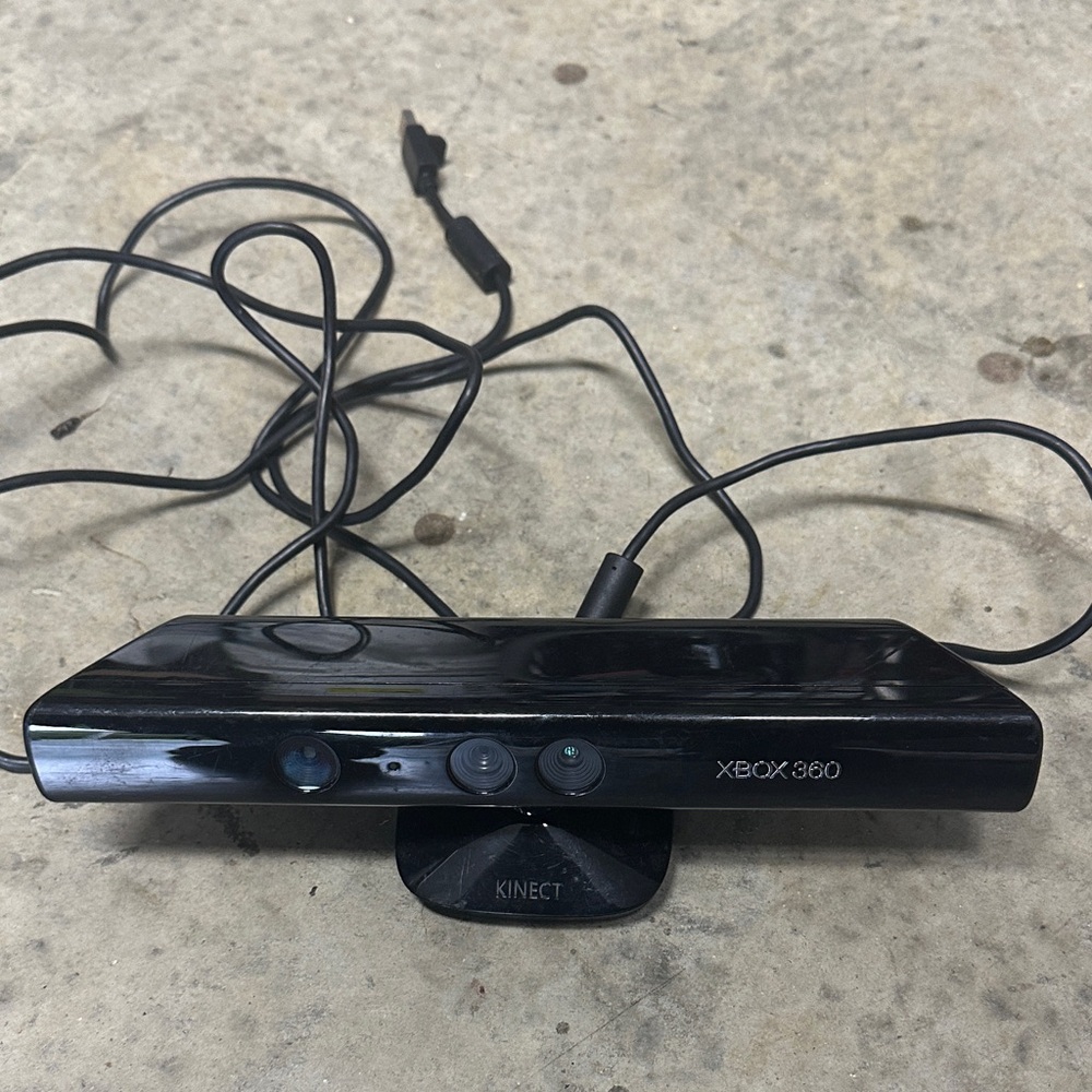 Xbox 360 Kinect Sensor - Black